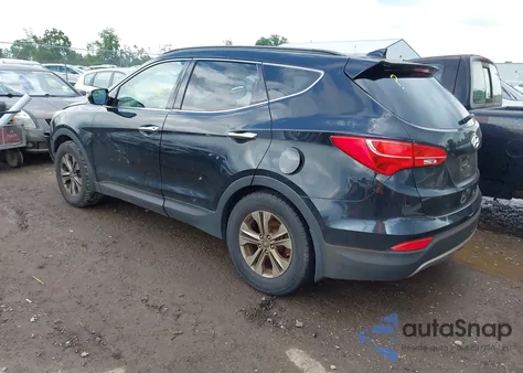 2016 Hyundai Santa Fe Sport 2.4L z USA, uszkodzony, nr VIN 5XYZU3LB2GG316241